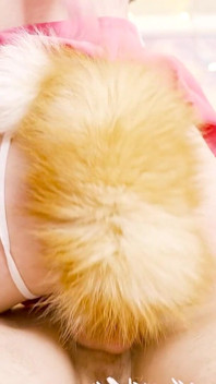 Kawaii Kitty получает сперму в тугую киску