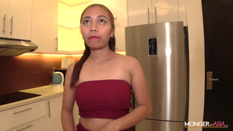 Monger In Asia: Bangmaid Asia seksi meninggalkan temu bual dengan creampie