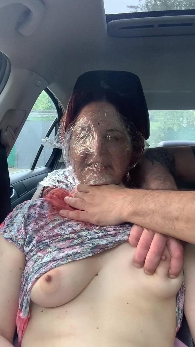 Plastic Wrap Breathplay in Car Outdoor (Elena917 studio) Plastic Wrap Breathplay in Car Outdoor (Elena917 studio)