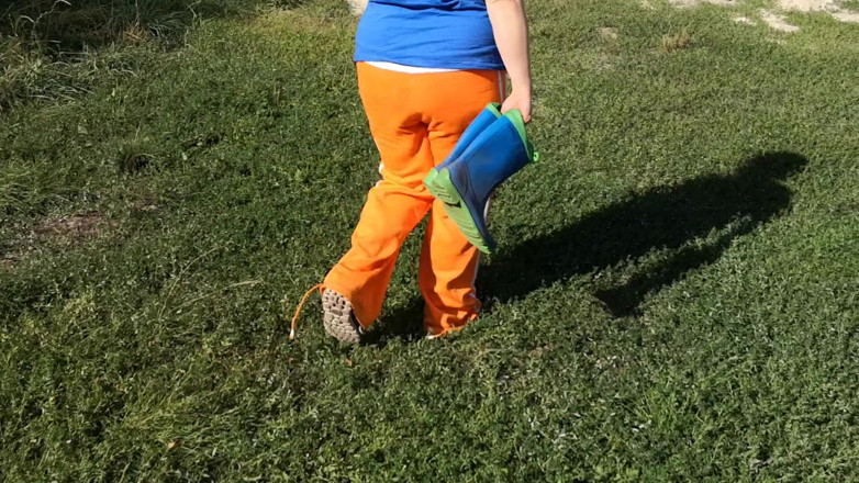 Bouncy Tits Action: Nagie cycki i gumki