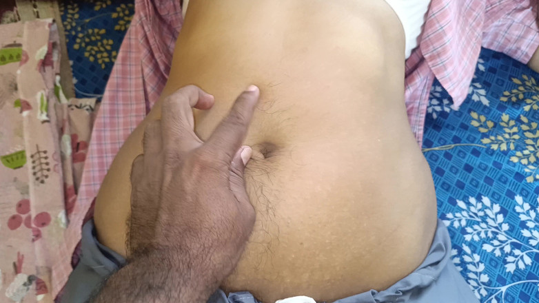 Ilakkiya: Sexy studentka