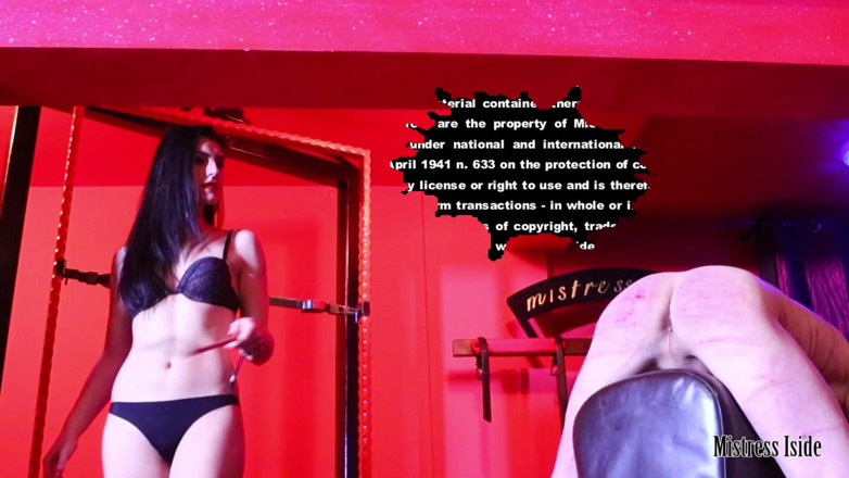 Mistress Iside: Herrin Iside - behandlung