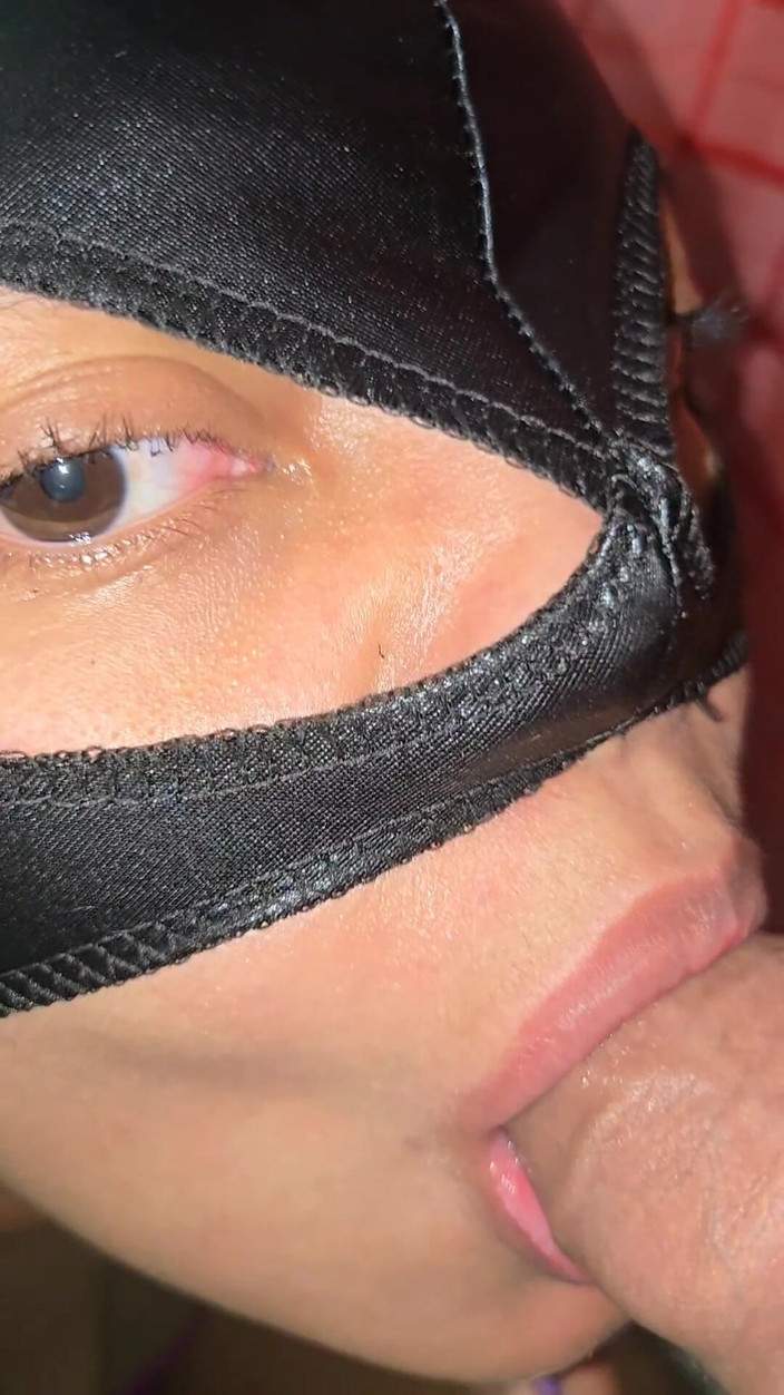 Pietro Montoya: Пити Надзвичайно Жовту І Гірку Сечу І, Нарешті, Ковтати Сперму В Моєму Горлі В 2026 Році.