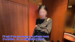 marutahub: Ramasser des filles dans un bar et baiser. Mes gémissements étaient...