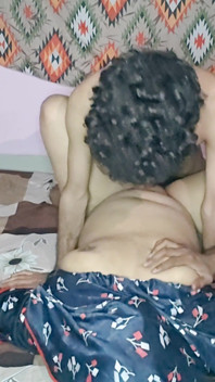 Gerçek arkadaş grubu eğlence için sikişiyor bölüm 1