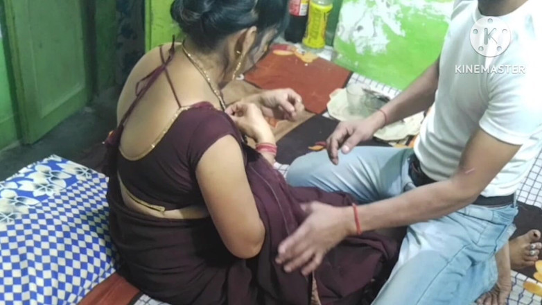 Saxesageth: 인도 인도 핫한 소녀 의붓오빠와 아름다운 섹스