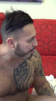 Aaron Mautn er follada a pelo por Viktor Rom