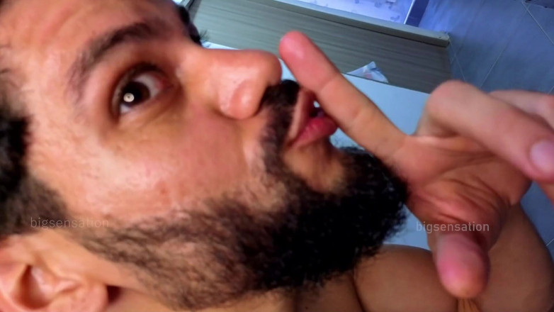 Bigsensation21: Üvey erkek kardeşimden büyük bir döl aldıktan sonra götüm tamamen...