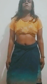 Khoe đít bự