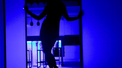 LovelyfeetsLola: Přišla tančit a skončila výstřikem na kozy