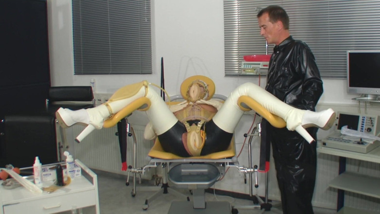 Rubber & Clinic Studio - 1ATOYS: Catheter and stomachsound in latex