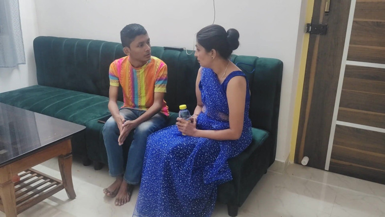 Anjalisingh_sexy: A Desi Wife Cheated Teen Boy and Made a Hot...