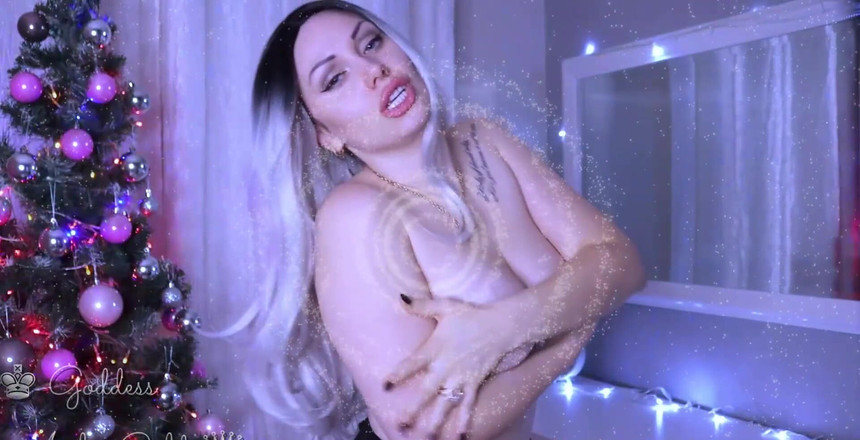 Goddess Misha Goldy: Tu essaies d’avoir une relation normale, mais tu n’y arrives...