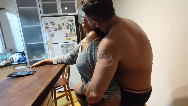 Kel Abate: Cheguei Em Casa E Meti a Rola Na Kel Na...