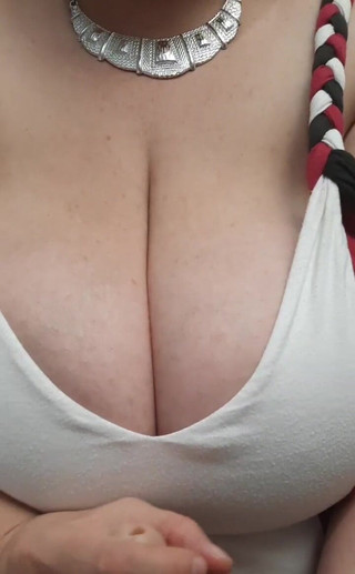 hugeboobswife: Buď na mě připravena dnes večer ...