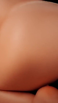 Une blonde sexy à gros cul chevauche un gode