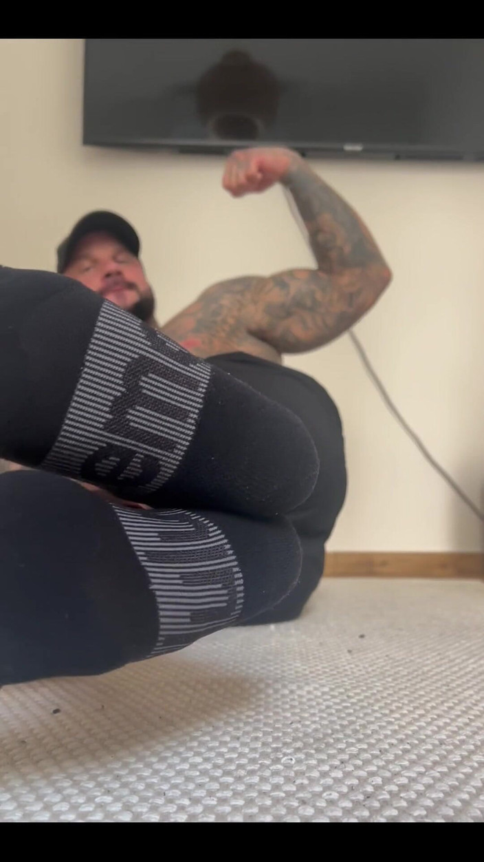 Jasons feet: Qualcuno mi ha comprato lululemon credi? Una bella forma?