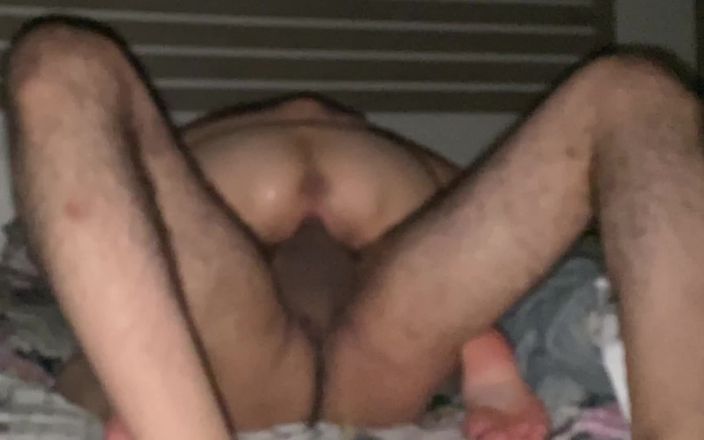 Jollyfuckingoldman: Üvey kız kardeş vibratör dildosunu nasıl kullandığını gösterdi bölüm 2