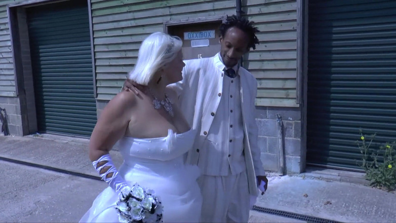 Big Boobs6: La répétition torride du mariage