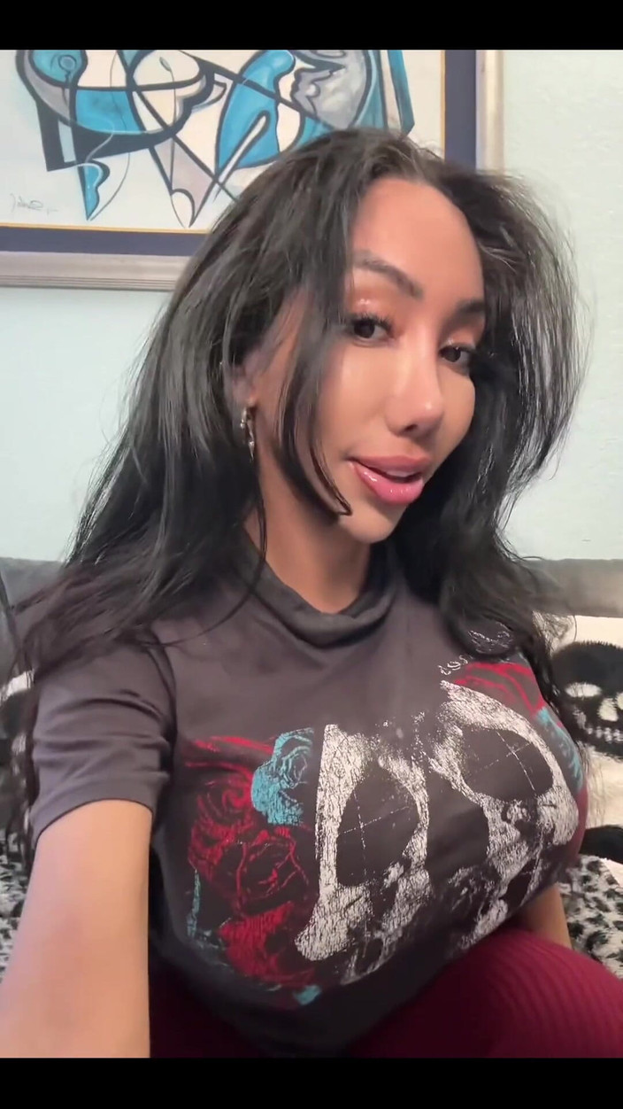 Anakaliyah: Jestem taki chory