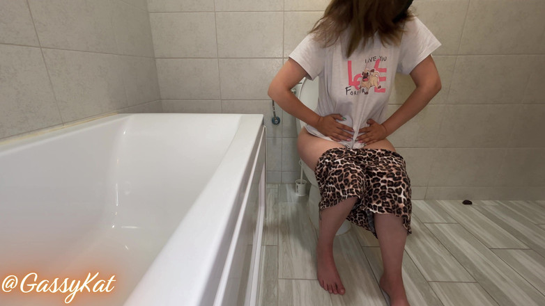 GassyKat: Nhà vệ sinh hàng ngày tập 17