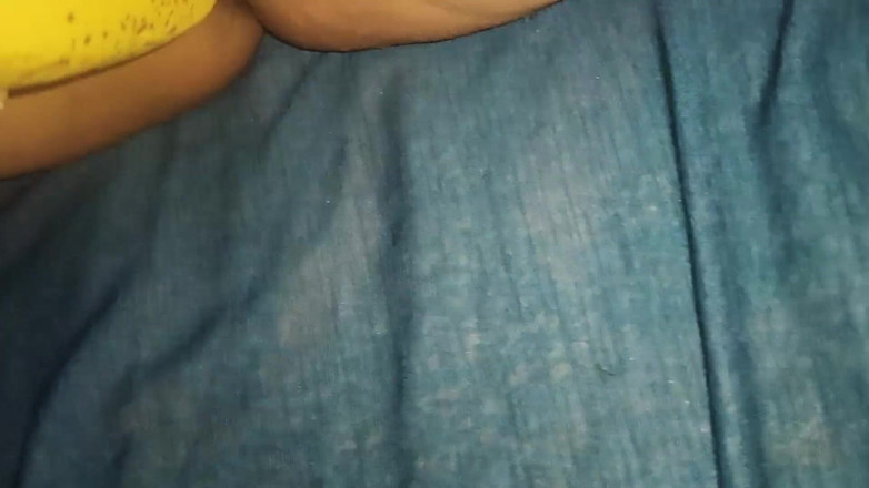 Desi step mom: Adik tiri desi berkongkek keras seks dubur sebenar