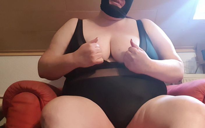 Dirty Jade: Напоминание о том, почему вам больше не разрешается трахать твою жену или подругу