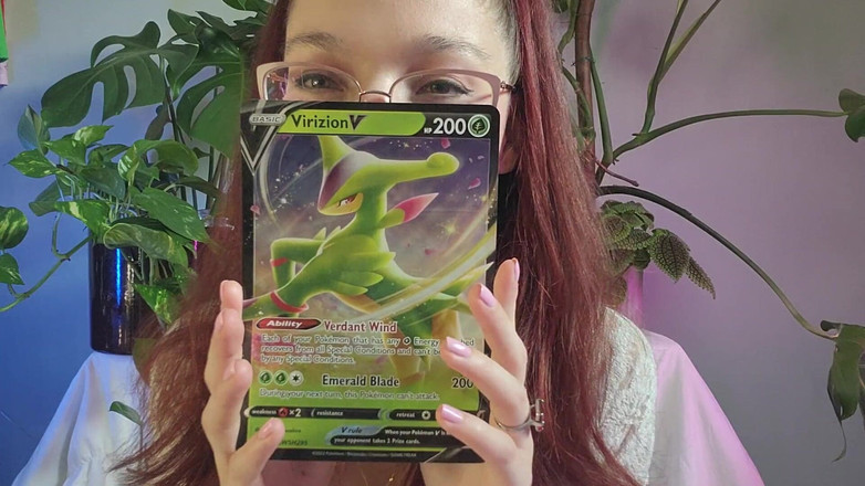 petitesubkitten: टॉपलेस ई-गर्ल खींचती है देखने का बिंदु तुम मेरे बेडरूम में हो