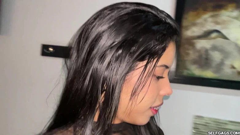 Selfgags femdom bondage: Concierge से कॉकटॉय तक - भाग 1 of 4: महिलाओं के दबदबे वाले कमरे में आपका स्वागत है xxx