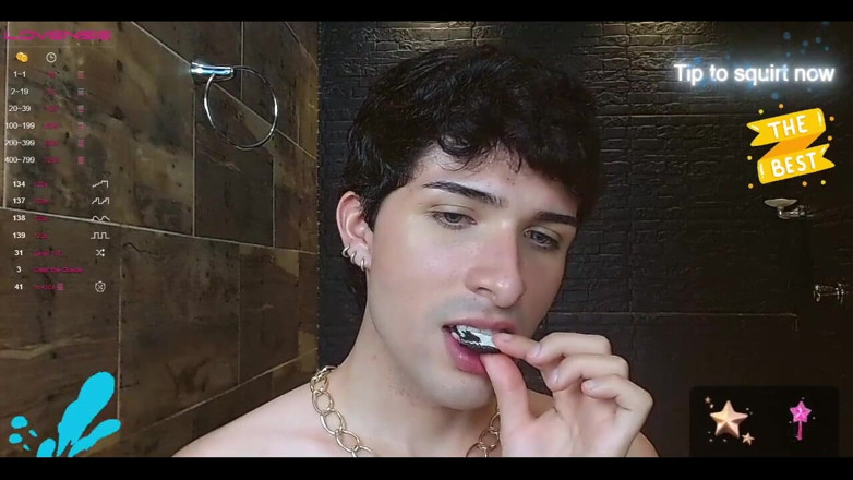 Diego_latinboy: Glutton Eating While Having Sex and Masturbating Naked on Camera