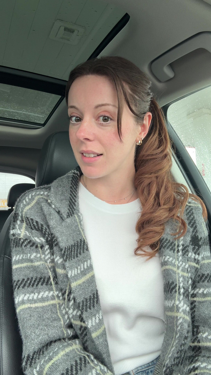 Nadia Foxx: Cố gắng không xuất tinh quá lớn trong khi tôi...