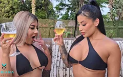 Colombians har stark lesbisk sex utomhus - Mariana Martix och Naty Delgado