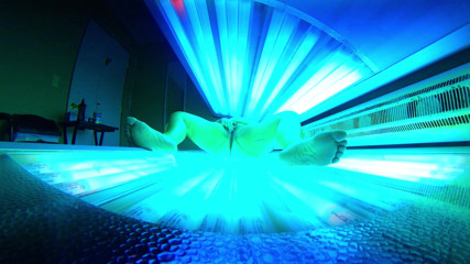 SexyNEBBW: Sexy BBW playing tanning bed