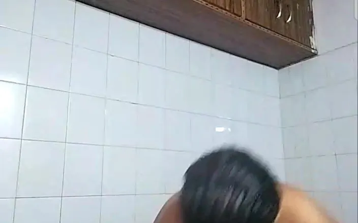 Kanchan devi: Young Bhabi Ka Nude Dance