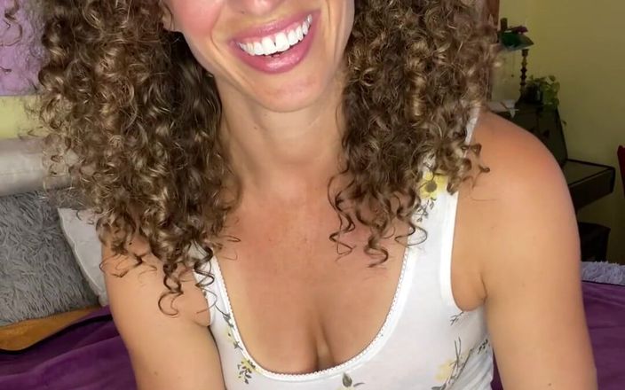 VibeWithMommy: Divorziata MILF anale allena con un amico! Guarda questa miLF...