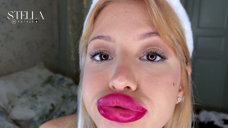 Stellafatale: Slow Motion Lip Trembling Red Lipstick Raspberries