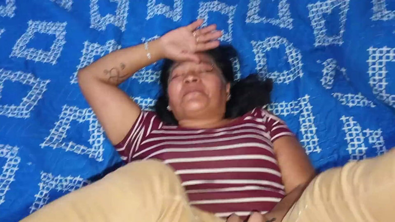 Moo DBOXXX: Mám sex se svou tchýní denně, tato děvka se na...
