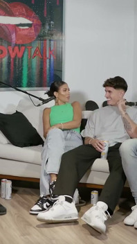 Cam Holmes on, já s Emily Faye Miller