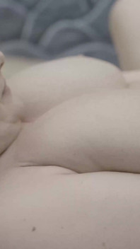 Joy Adams 핫한 해변의 젖탱이와 발정난 보지 섹스