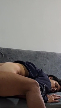 Šukám svou sexy nevlastní sestru, zatímco naši rodiče jsou pryč