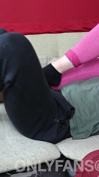 Young Amateur Wife Ballbusting and Facesitting in Socks