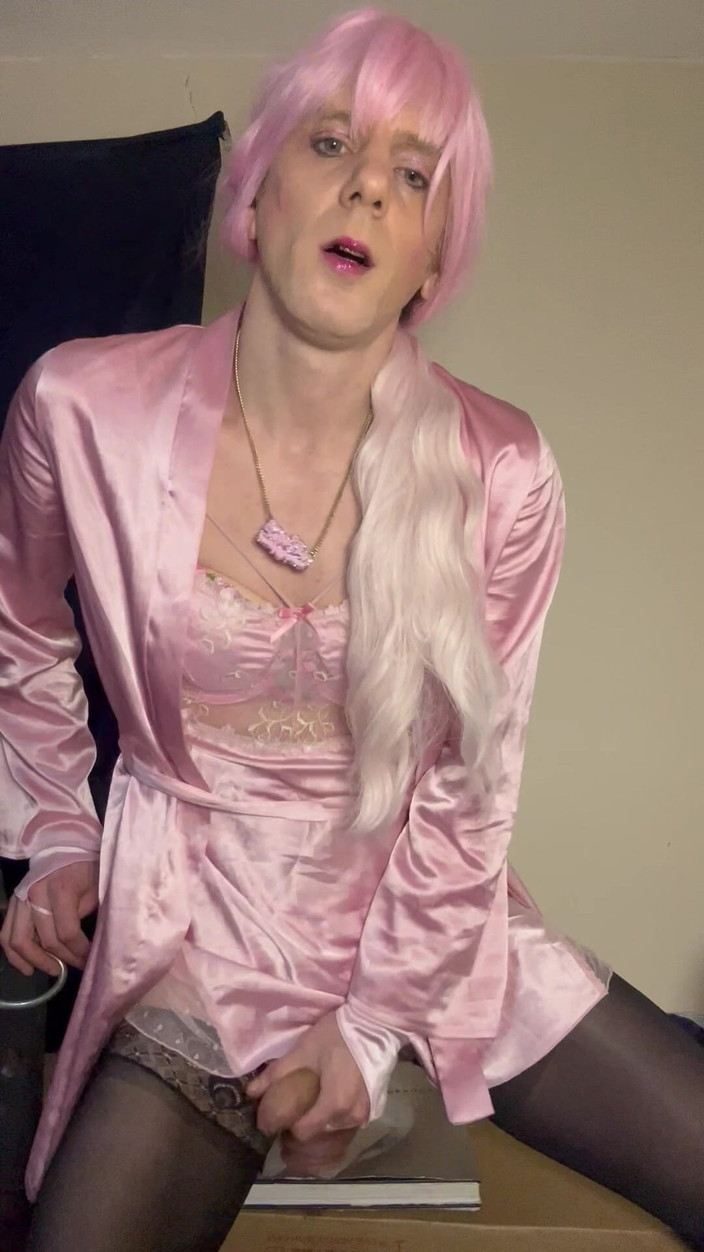 Jessica silk: Jess Silk dildoya biniyor