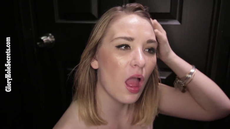 Aziani: Gloryhole sekrety ruda Skylar