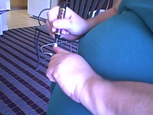BBW nurse Vicki adventures with friends: I file my nails and push back cuticles