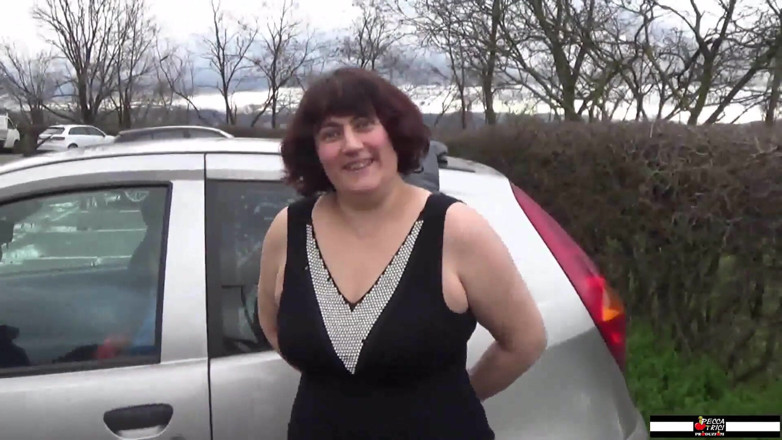 Peccatrici Produzioni: Mature slut pissing compilation