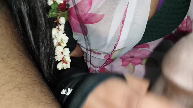 SneakyManner48: Video rekaman seks tante seksi india dientot habis-habisan sama abang...