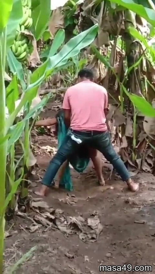 DeadBattery: Tetička se svým milencem chycena manželem