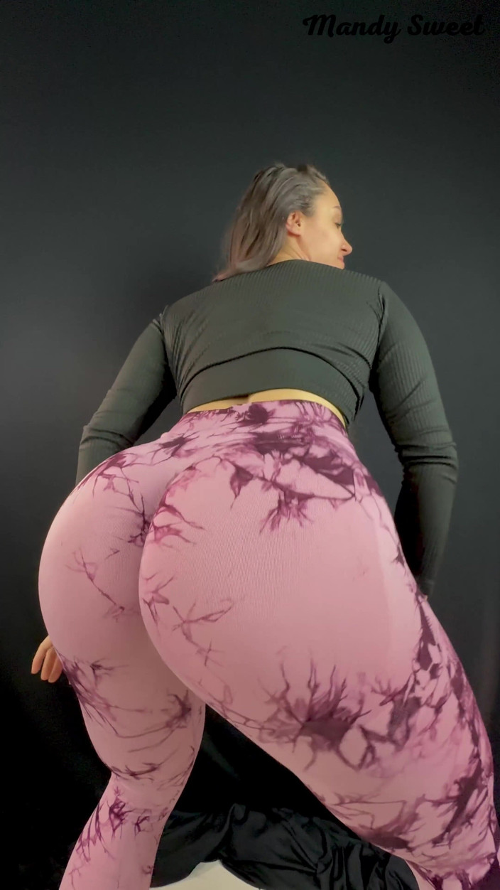 Mandy Sweet studio: Brasiliano Culo Grosso Twerking Al Suono Del Funk Con I...