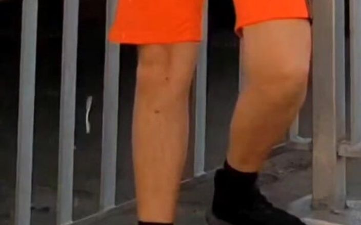 Wanker forever: 쩌는 핫한 위험한 저코프 공개 거리. 거의 걸렸어