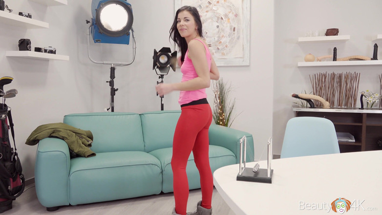 Teen Mega World: Cremita inesperada en el casting